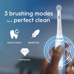 Oral-B iO3 Electric Toothbrushes With 1 Toothbrush Head, 1 Travel Case, Ideal Gifts for Women & Men, Blue